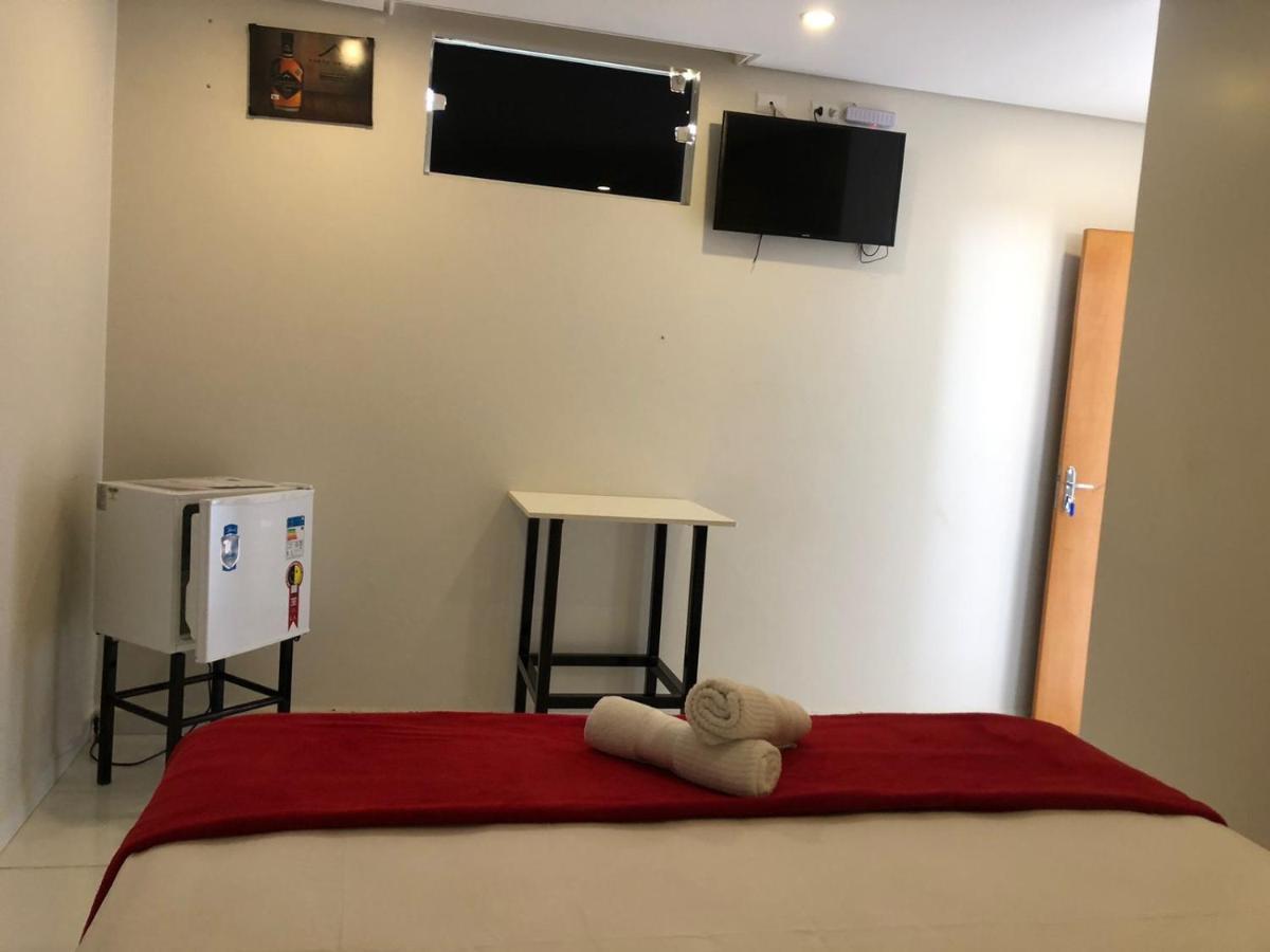 סאו פדרו Hotel E Pousada Isis מראה חיצוני תמונה