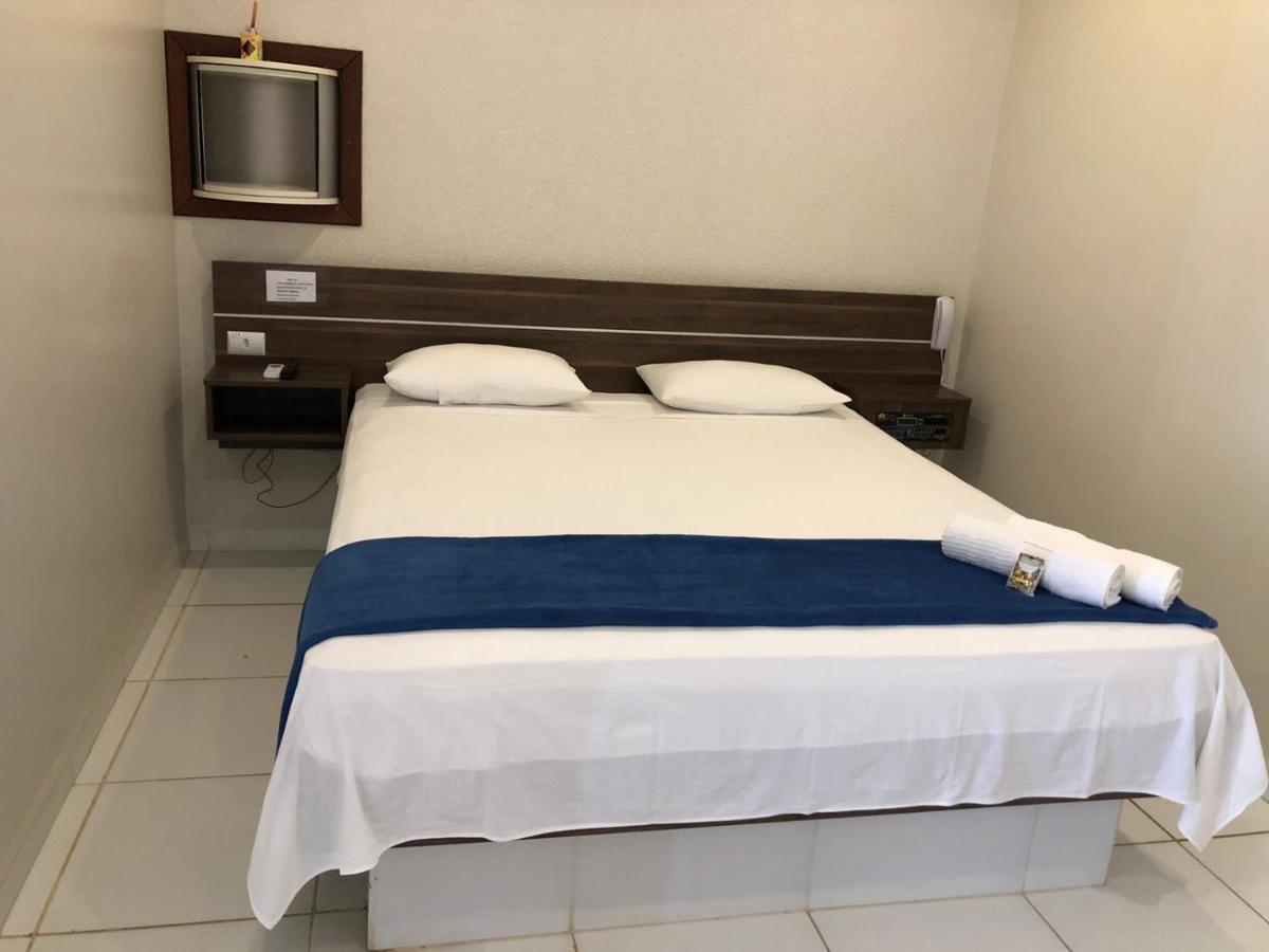 סאו פדרו Hotel E Pousada Isis מראה חיצוני תמונה