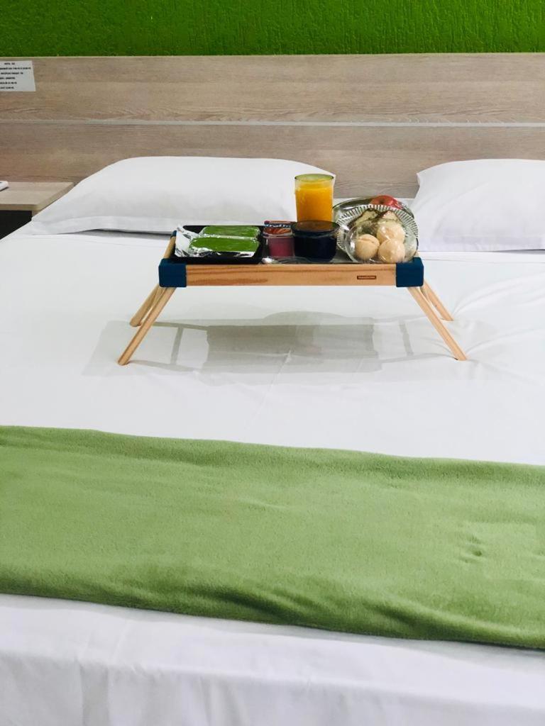 סאו פדרו Hotel E Pousada Isis מראה חיצוני תמונה